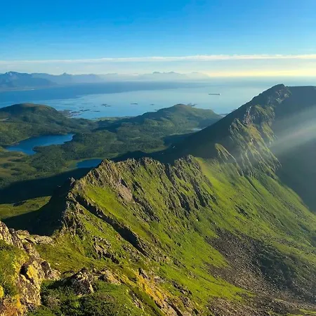 Opplev Vesteralen Og Lofoten. Мельбу
